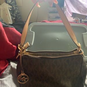 Michael kors purse